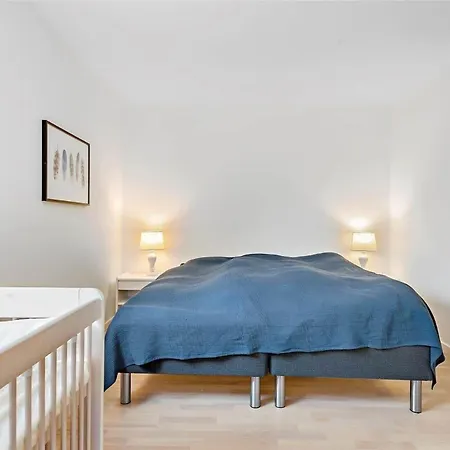 Ll235-tranekaer-kronens-have-13